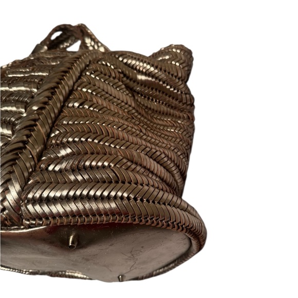 ANYA HINDMARCH Metallic Gold Woven Leather Large Neeson Tote Bag - Picture 6 of 13